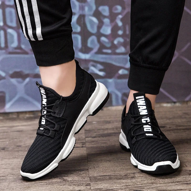 2022 Spring/Summer New Breathable Mesh Running Shoes Shock Absorbing Lightweight Fashion Student Casual Sports Running Shoes