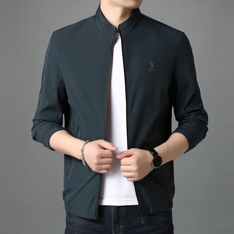Top Quality New Brand Casual Fashion Stand Collar Streetwear Mens Coats And Jackets Zipper Windbreaker Simple Mens Clothes 2025