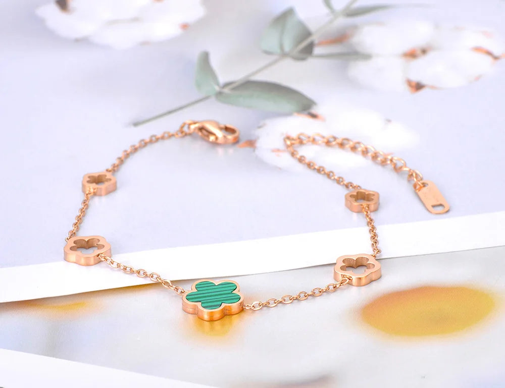 Lokaer Trendy Stainless Steel White Black Green Shell Flower Charm Bracelets For Women Girl Chain & Link Bracelet Jewelry B19056