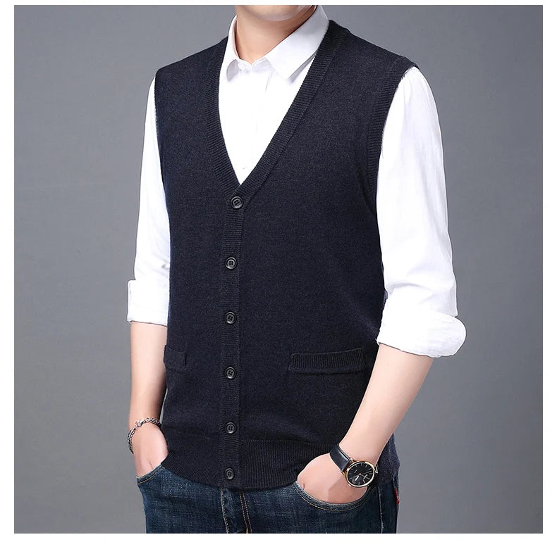 2025 High Quality New Autum Winter Fashion Brand V Neck Knit Korean Vest Christmas Sweater Men Woolen Casual Mens Clothes